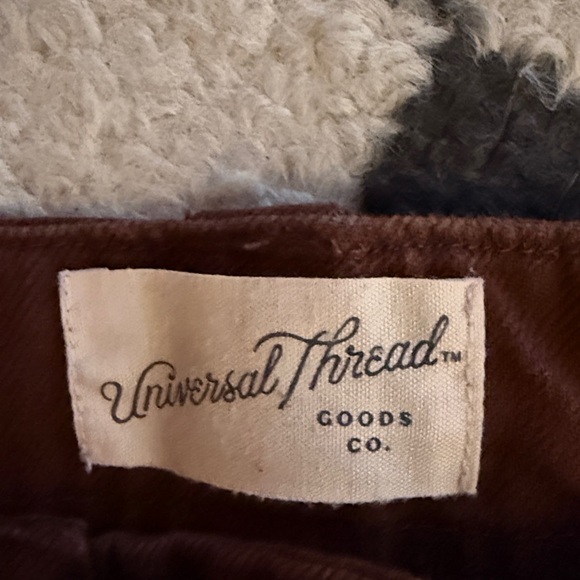 #207. Universal Thread Women’s Chinos - Picture 2 of 4